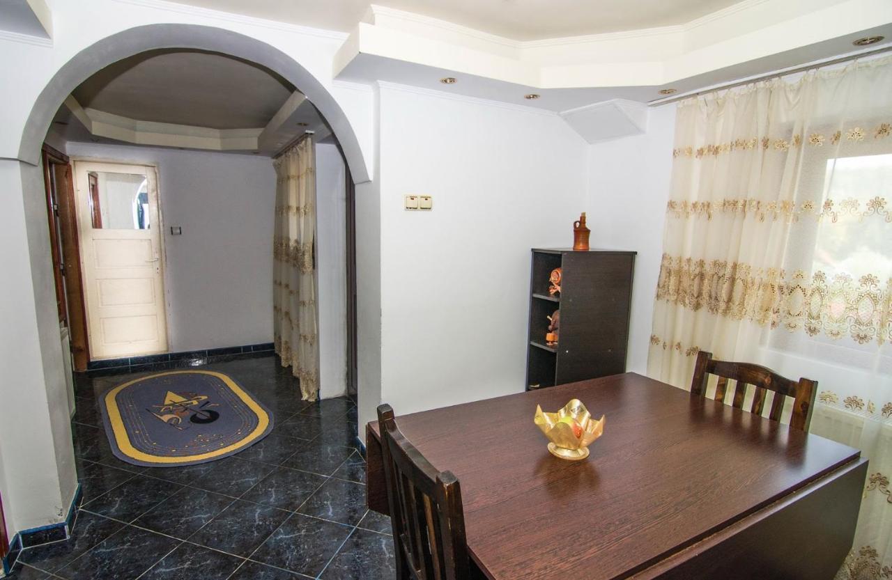 Готель Casa Olanesti Беїле-Оленешті Екстер'єр фото